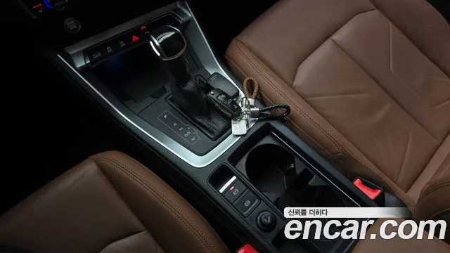Audi Q3 2020 thumb 7