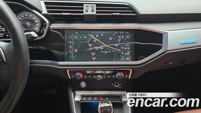 Audi Q3 2020 thumb 8