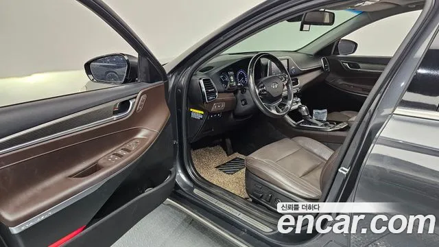 Hyundai Grandeur 2018 thumb 3