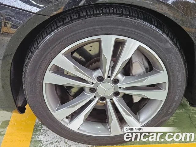 Mercedes-Benz S-Class 2014 thumb 6