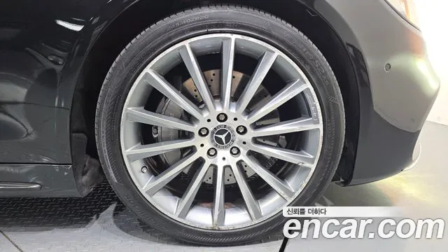 Mercedes-Benz S-Class 2017 thumb 5