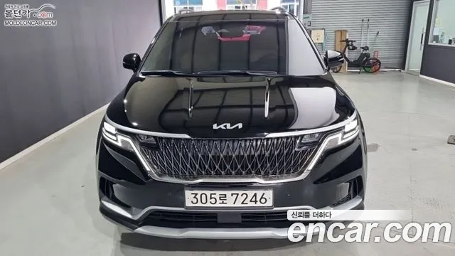 Kia Carnival 2021 thumb 8