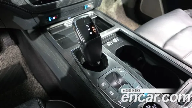 KGM Rexton 2021 thumb 2