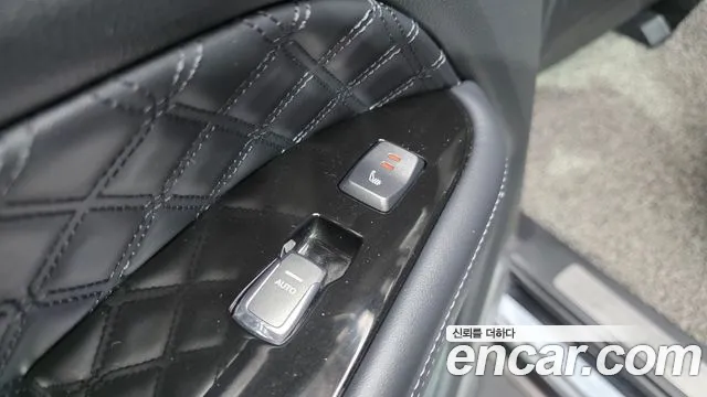KGM Rexton 2021 thumb 12