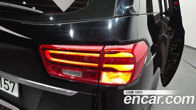 Kia Carnival 2019 thumb 7