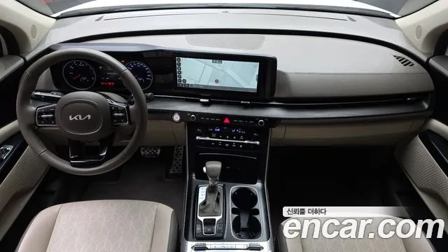 Kia Carnival 2022 thumb 11