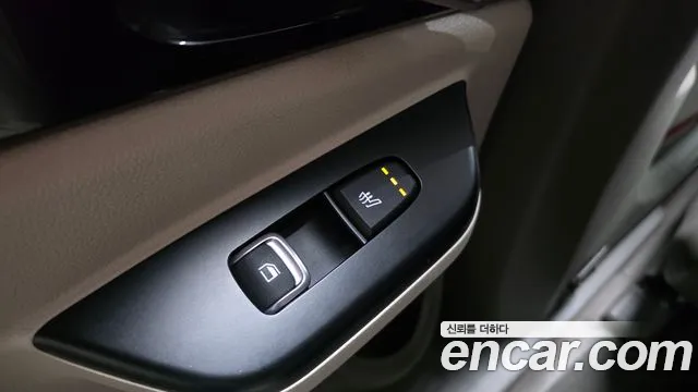 Kia Carnival 2022 thumb 6