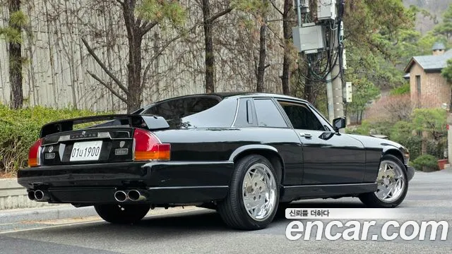 Jaguar XJR 1991 thumb 2