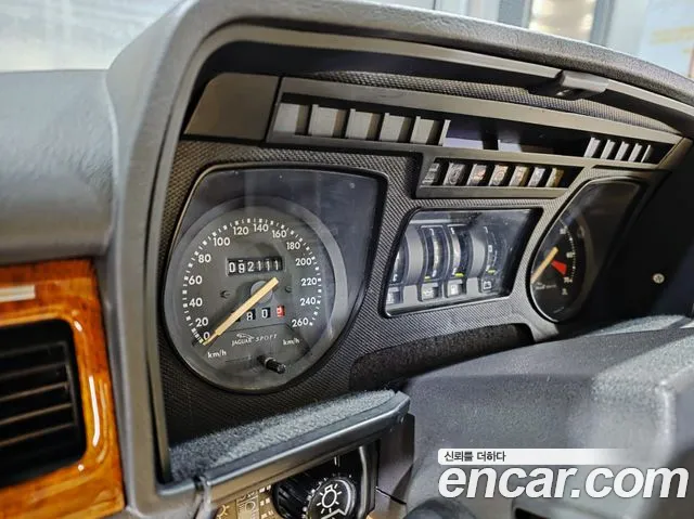 Jaguar XJR 1991 thumb 7