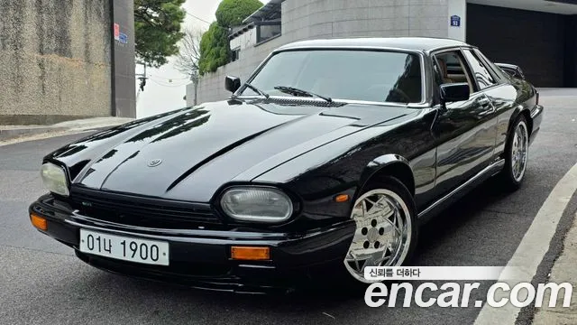 Jaguar XJR 1991 thumb 10