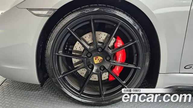 Porsche 718 Cayman 2021 thumb 7