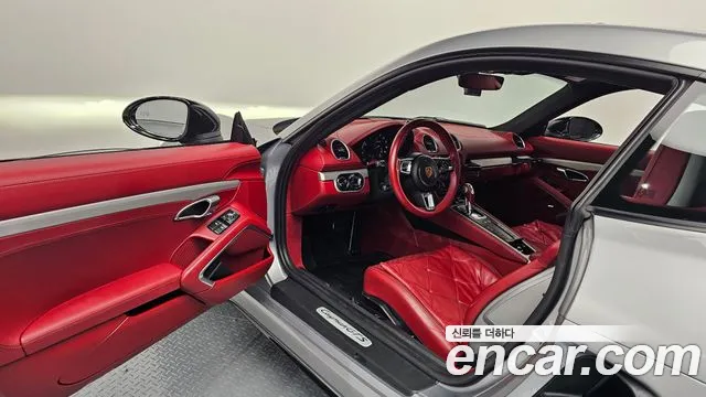 Porsche 718 Cayman 2021 thumb 4