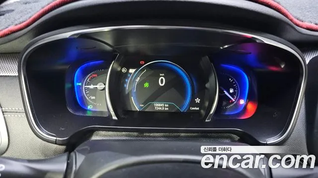 Renault SM6 2018 thumb 11