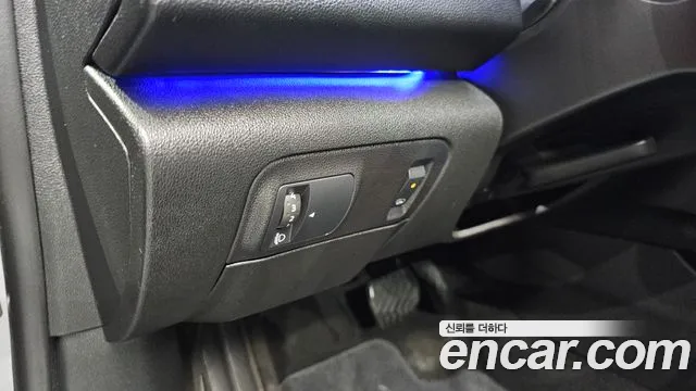 Renault SM6 2018 thumb 3