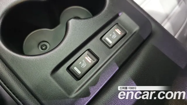 Renault SM6 2018 thumb 9