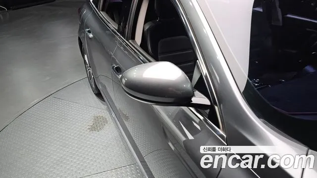 Renault SM6 2018 thumb 2