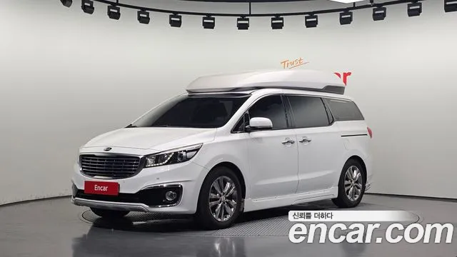 Kia Carnival 2016 thumb 3