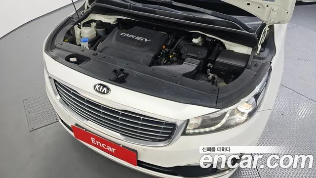 Kia Carnival 2016 thumb 5