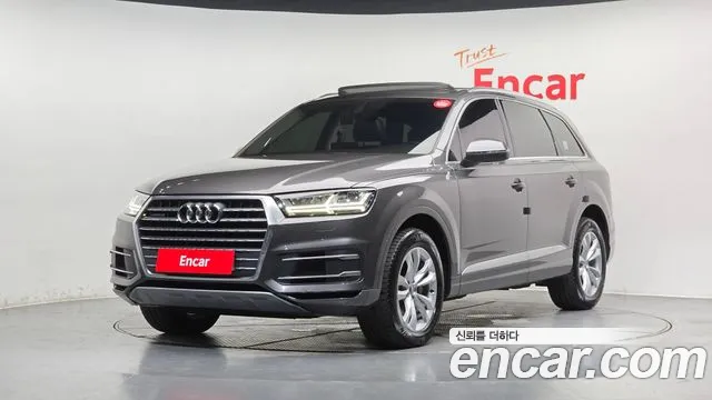 Audi Q7 2019 thumb 9