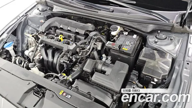 Hyundai Elantra 2023 thumb 6