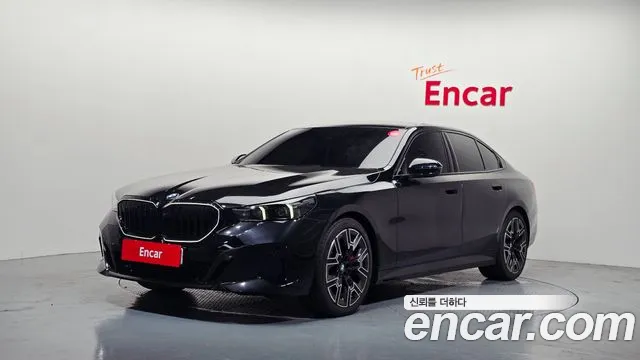BMW 5 серии 2025 thumb 3