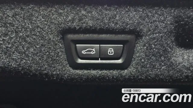 BMW 5 серии 2025 thumb 2