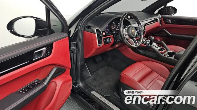 Porsche Cayenne 2020 thumb 6