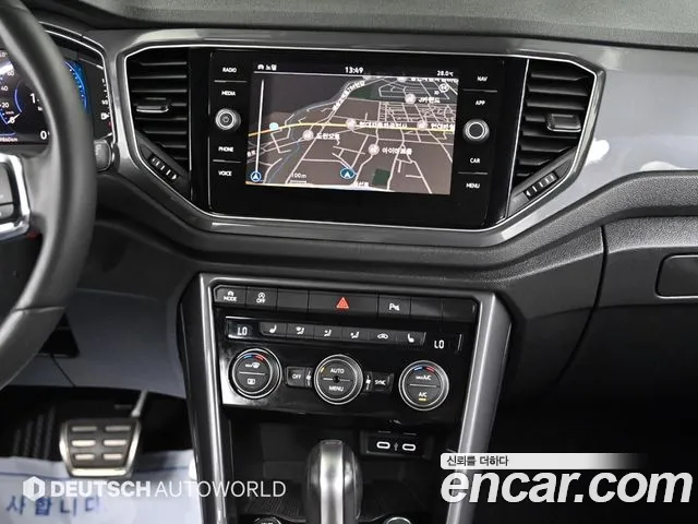 Volkswagen T-Roc 2021 thumb 3