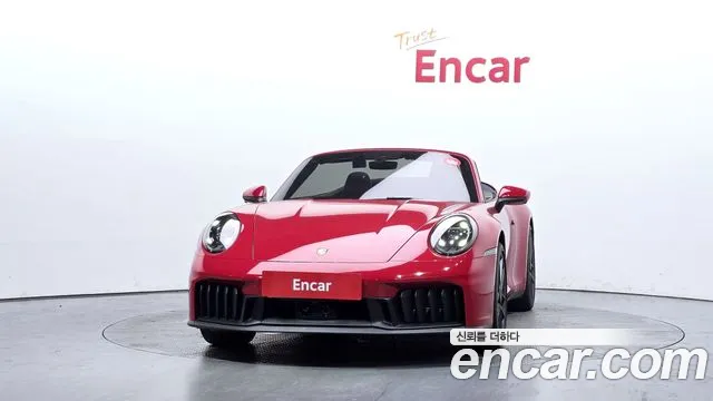 Porsche 911 2025 thumb 10