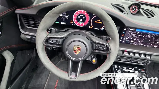 Porsche 911 2025 thumb 4