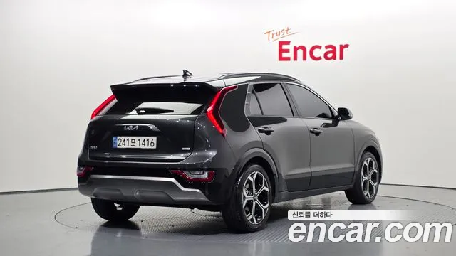 Kia Niro 2022 thumb 4