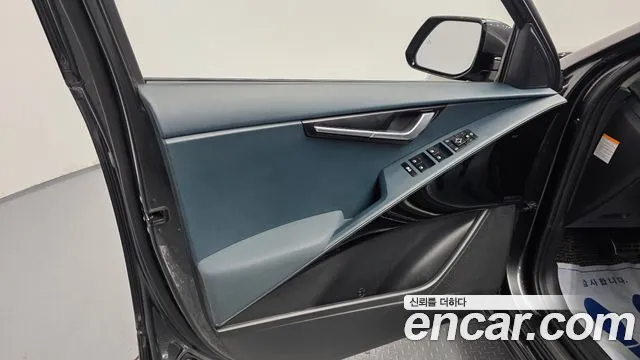 Kia Niro 2022 thumb 2