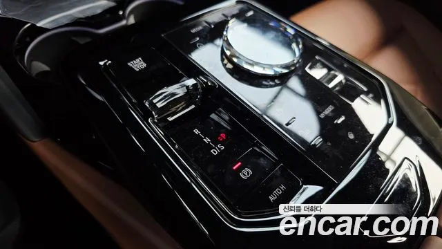 BMW 5 серии 2025 thumb 9