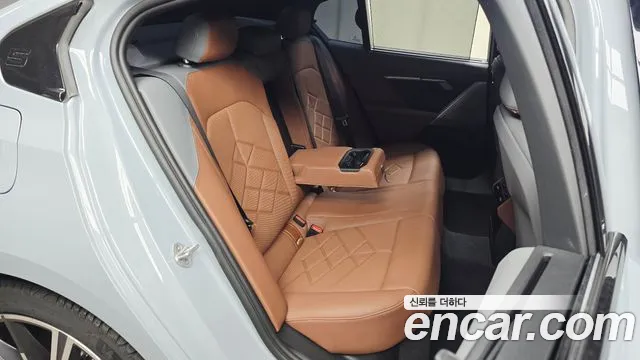 BMW 5 серии 2025 thumb 5