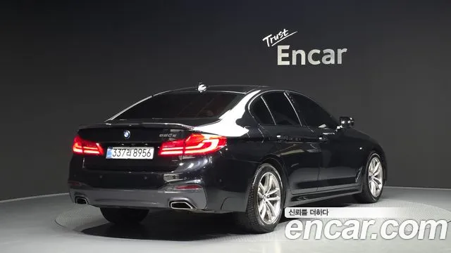 BMW 5 серии 2017 thumb 12