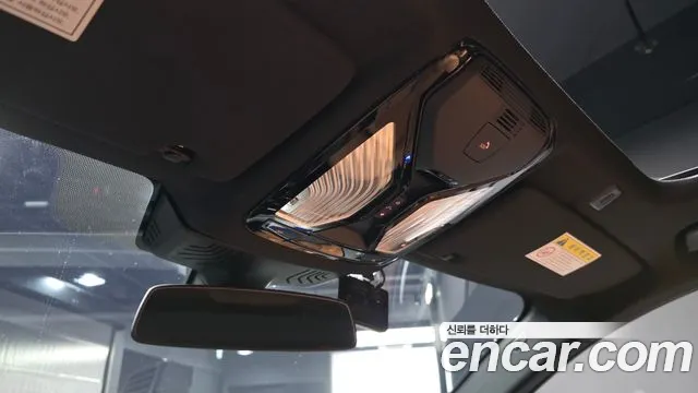 BMW 5 серии 2017 thumb 2