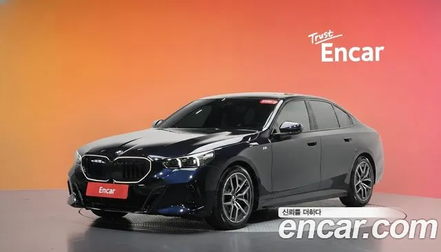 BMW 5 серии 2025 thumb 6