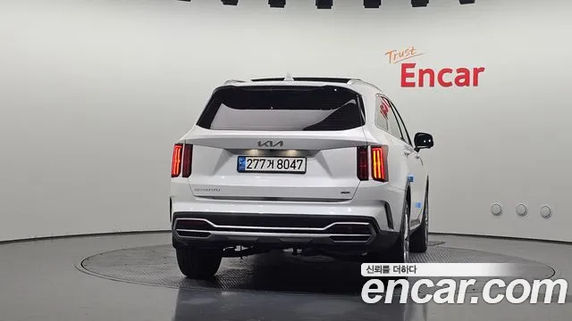 Kia Sorento 2023 thumb 4