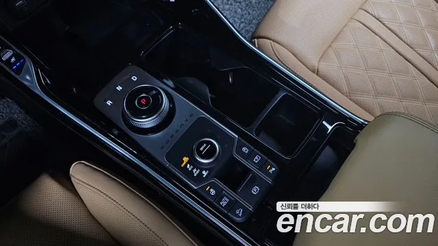 Kia Sorento 2023 thumb 2