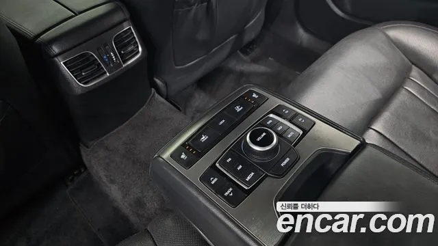 Hyundai Genesis 2014 thumb 4