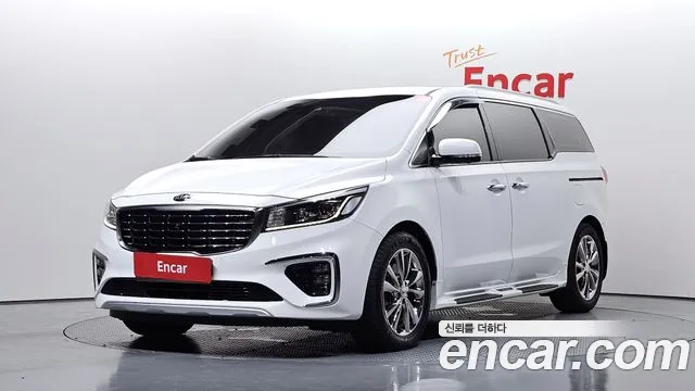 Kia Carnival 2019 thumb 3