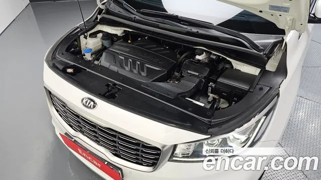 Kia Carnival 2019 thumb 7