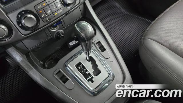 KGM Korando 2015 thumb 7