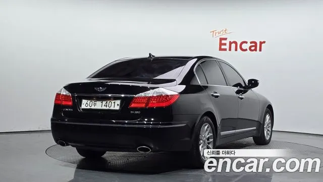 Hyundai Genesis 2010 thumb 2