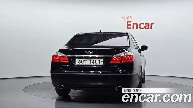Hyundai Genesis 2010 thumb 4