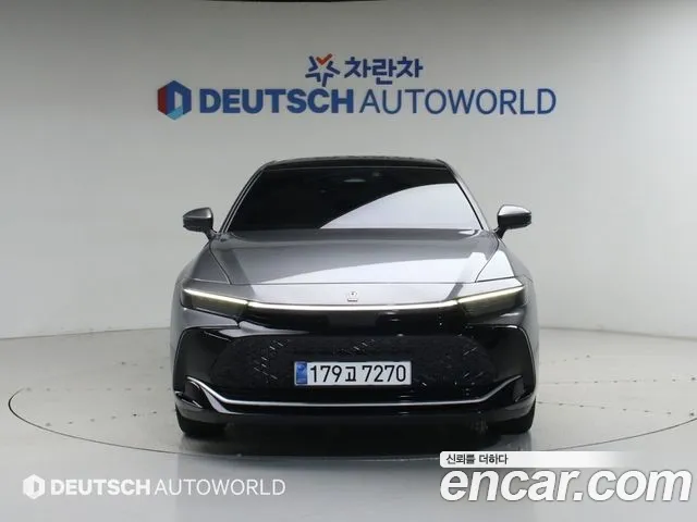 Toyota Crown Crossover 2024 thumb 7