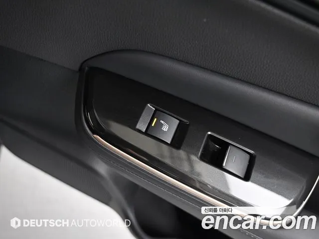 Toyota Crown Crossover 2024 thumb 3