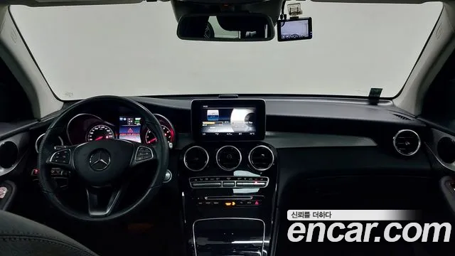 Mercedes-Benz GLC 2019 thumb 9