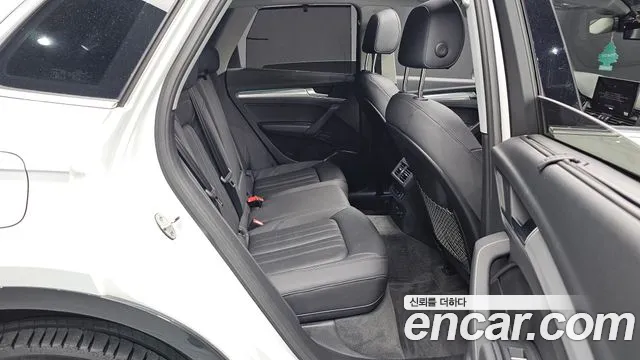 Audi Q5 2022 thumb 11