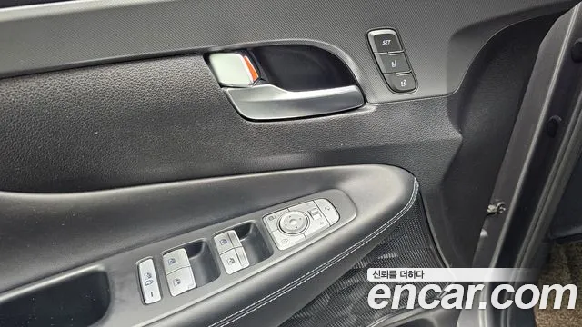 Hyundai Santa Fe 2021 thumb 5